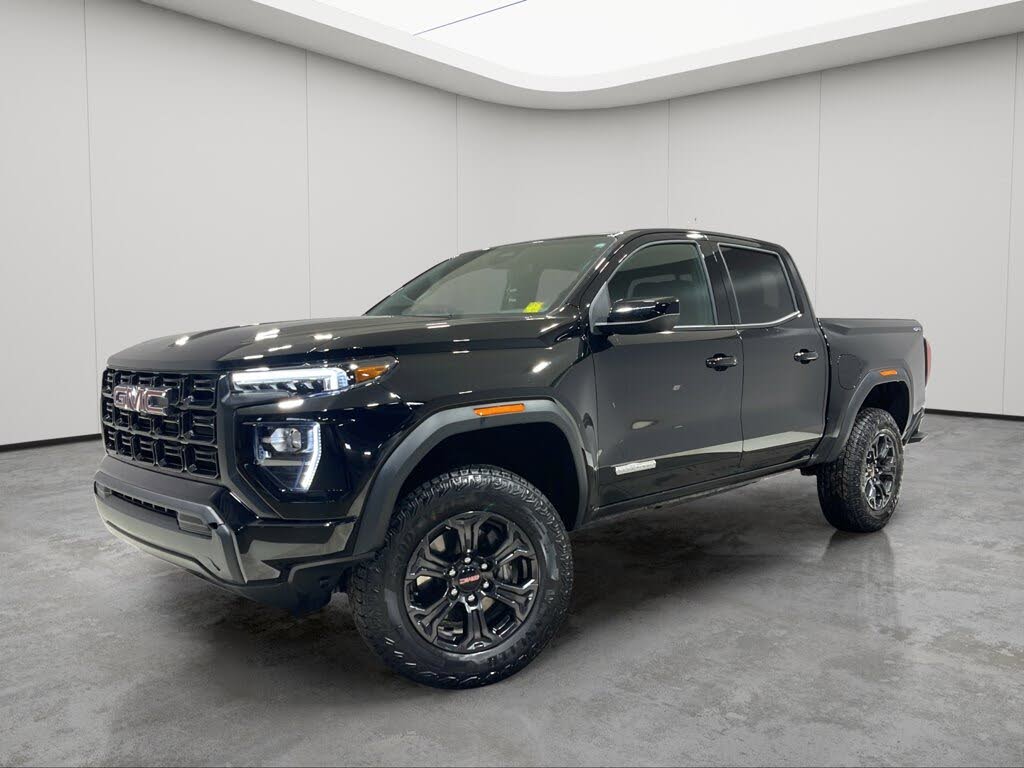 GMC Canyon Elevation Crew Cab 4WD 2025