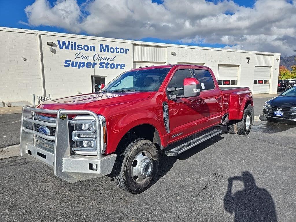 2023 Ford F-350 Super Duty Lariat Crew Cab LB DRW 4WD