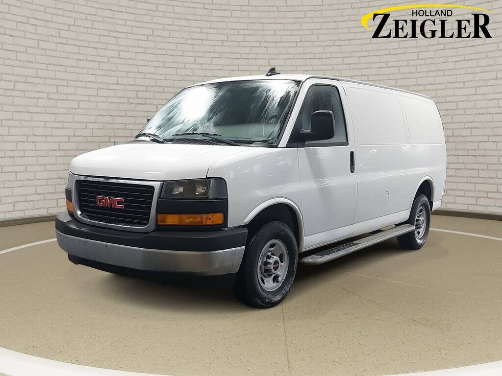 2024 GMC Savana Cargo 2500 RWD