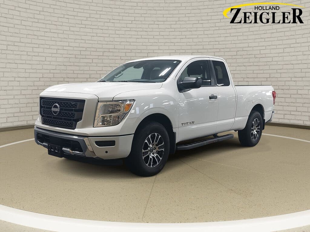 2024 Nissan Titan SV King Cab 4WD