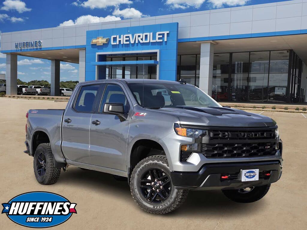 2026 Chevrolet Silverado 1500 Custom Trail Boss Crew Cab 4WD