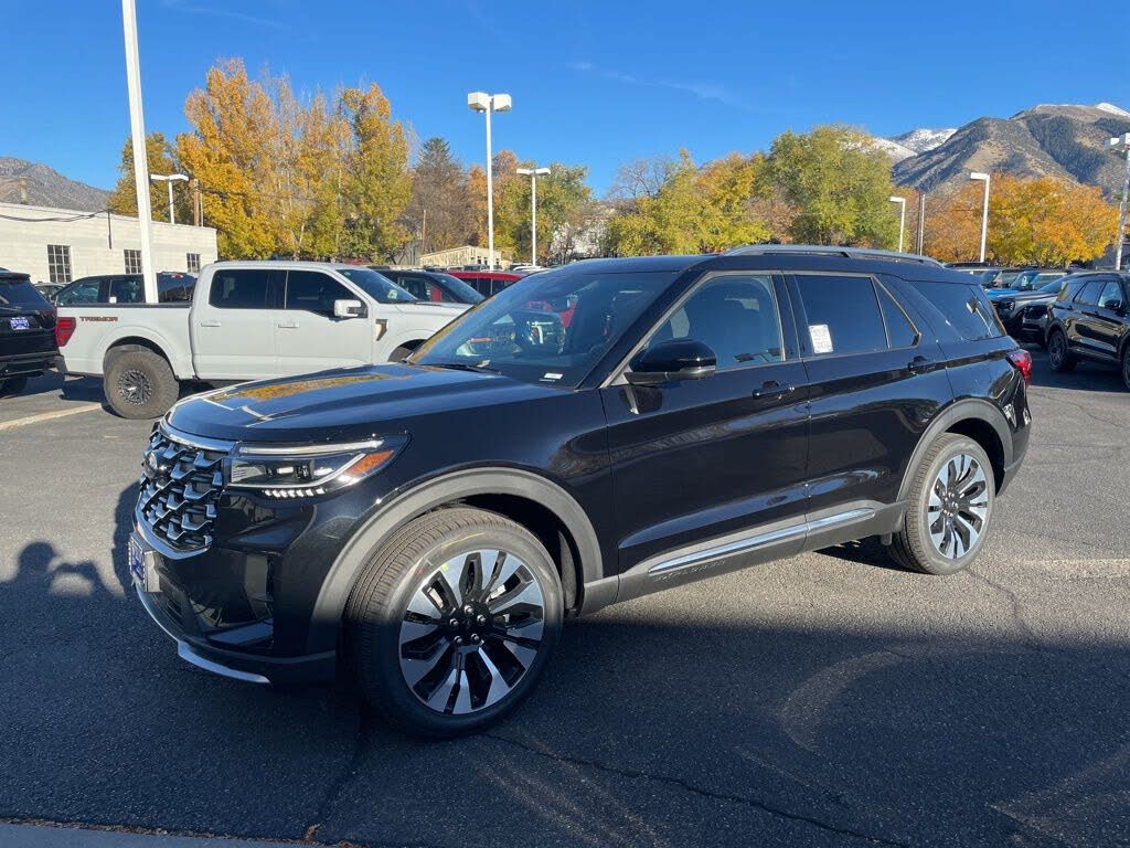 2026 Ford Explorer Platinum AWD
