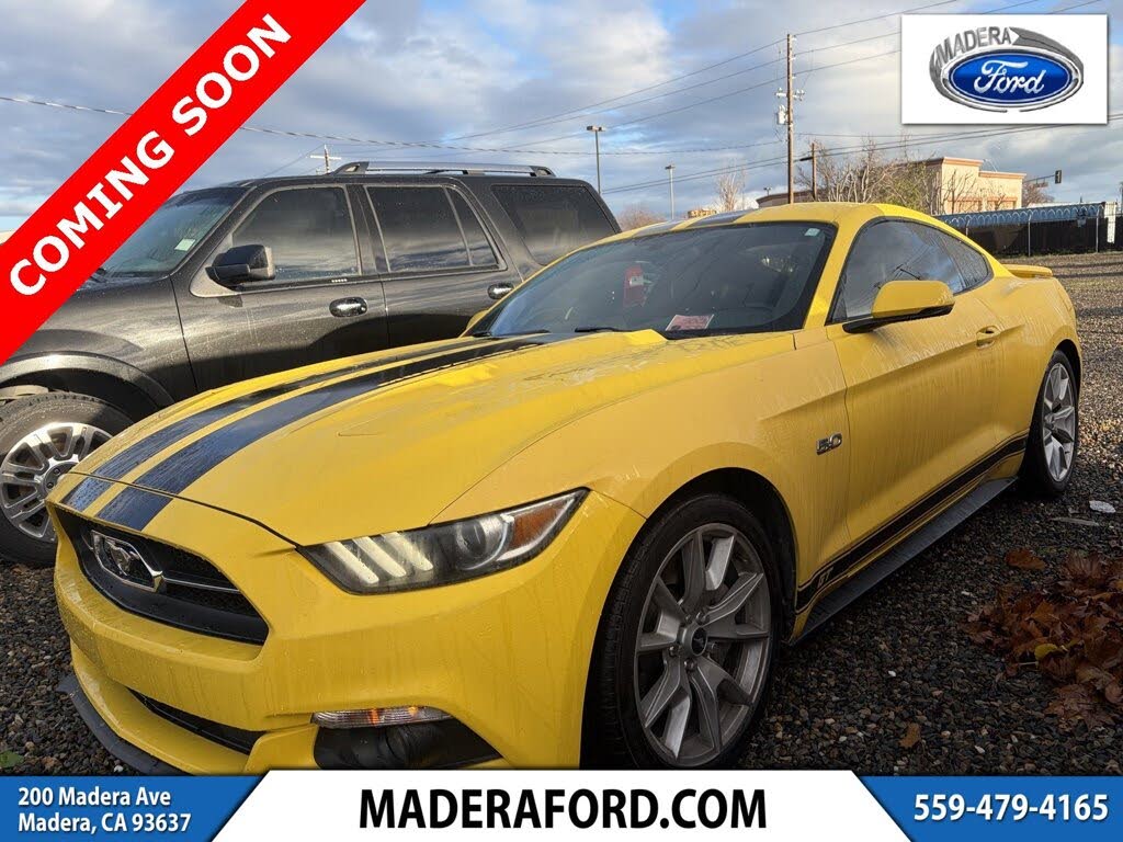 2015 Ford Mustang GT Premium Coupe RWD