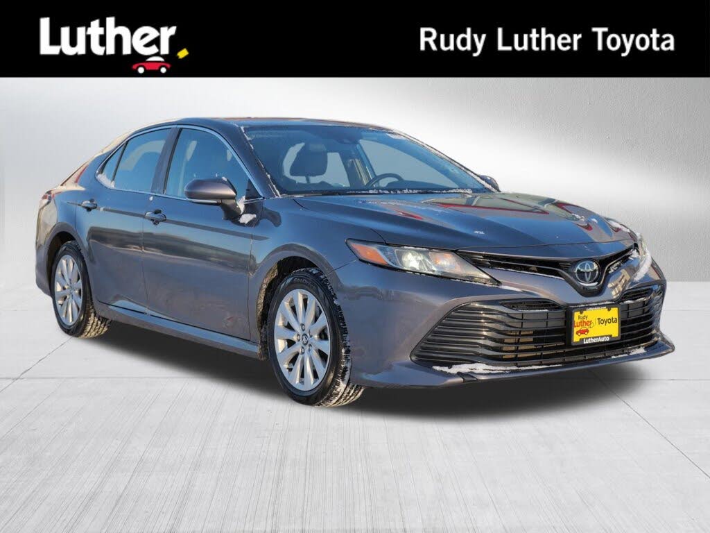 2020 Toyota Camry LE FWD