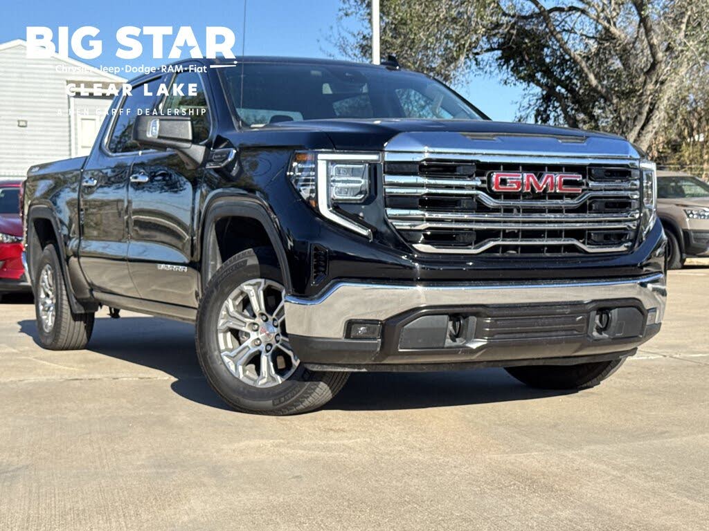 2025 GMC Sierra 1500 SLT Crew Cab 4WD