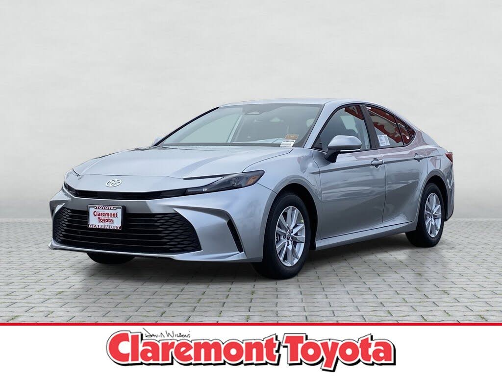 2026 Toyota Camry LE FWD