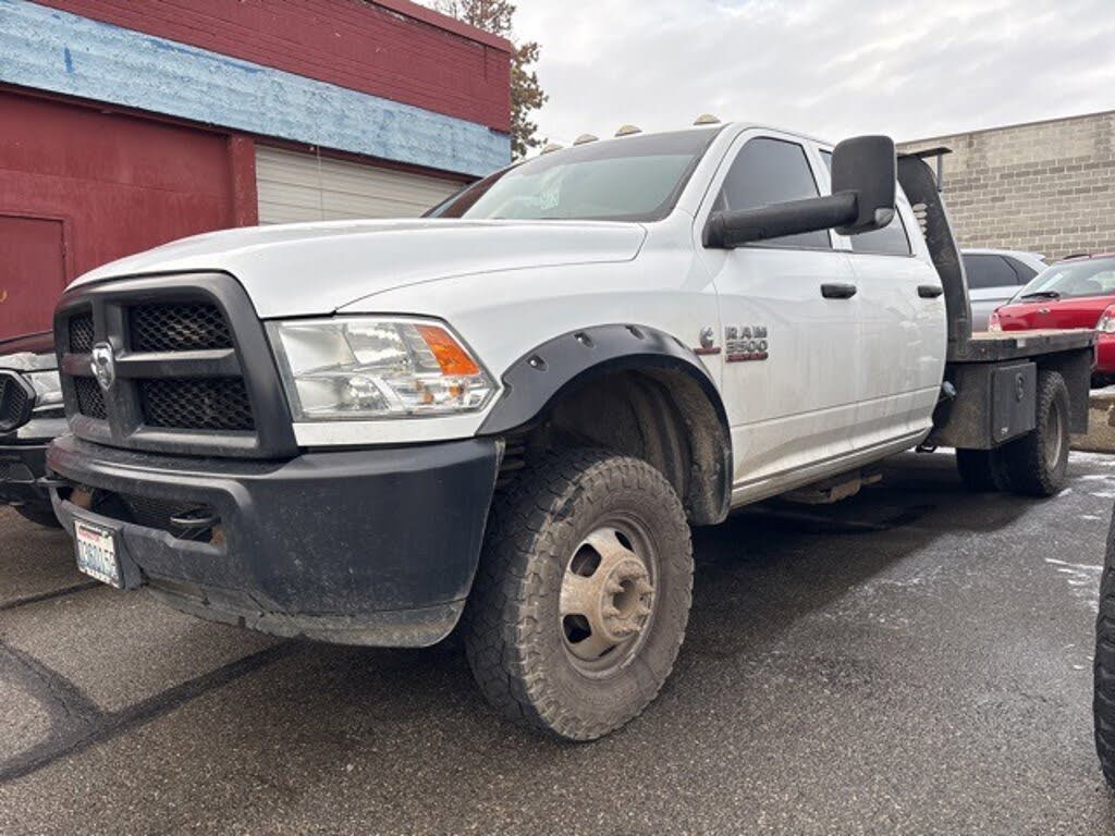 2018 RAM 3500 Chassis Tradesman Crew Cab 4WD