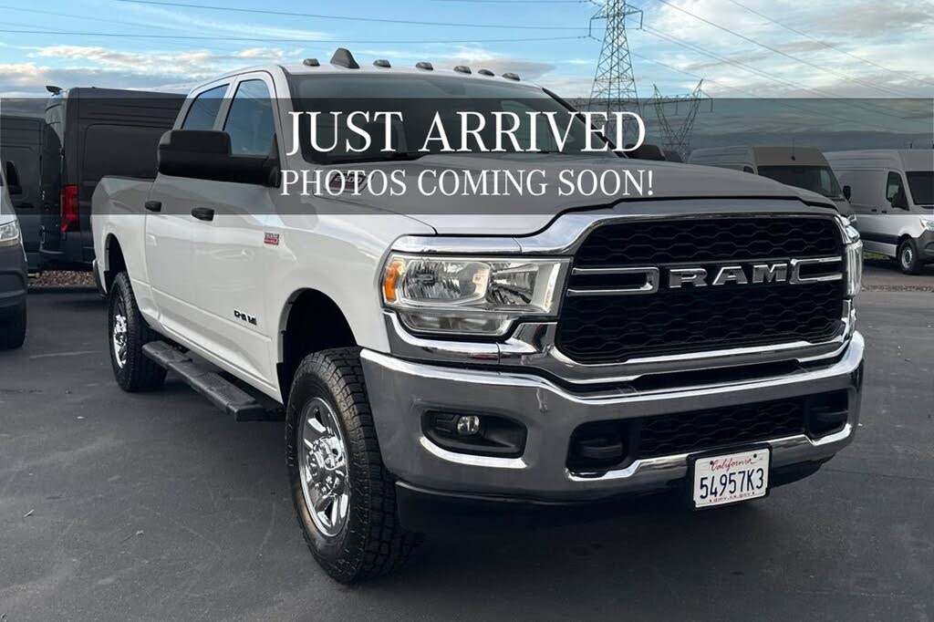 2022 RAM 2500 Tradesman Crew Cab 4WD