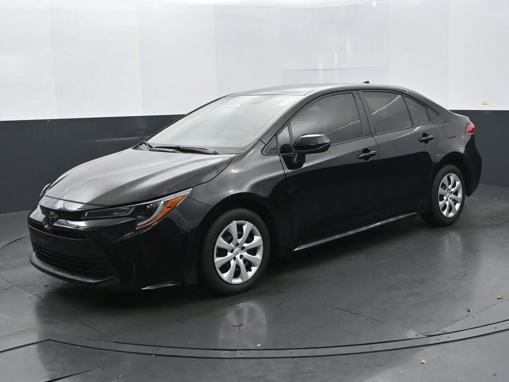 2024 Toyota Corolla LE FWD