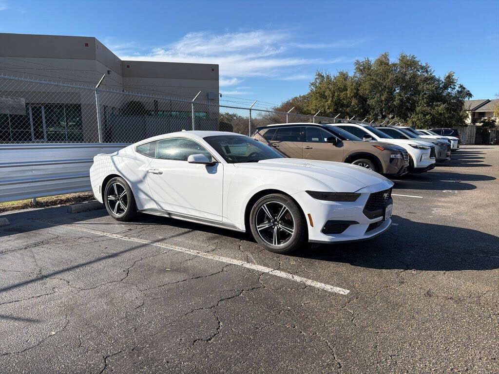 2025 Ford Mustang EcoBoost Premium Fastback RWD