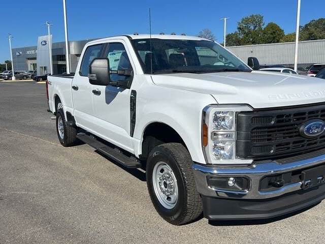 2026 Ford F-250 Super Duty XL Crew Cab 4WD