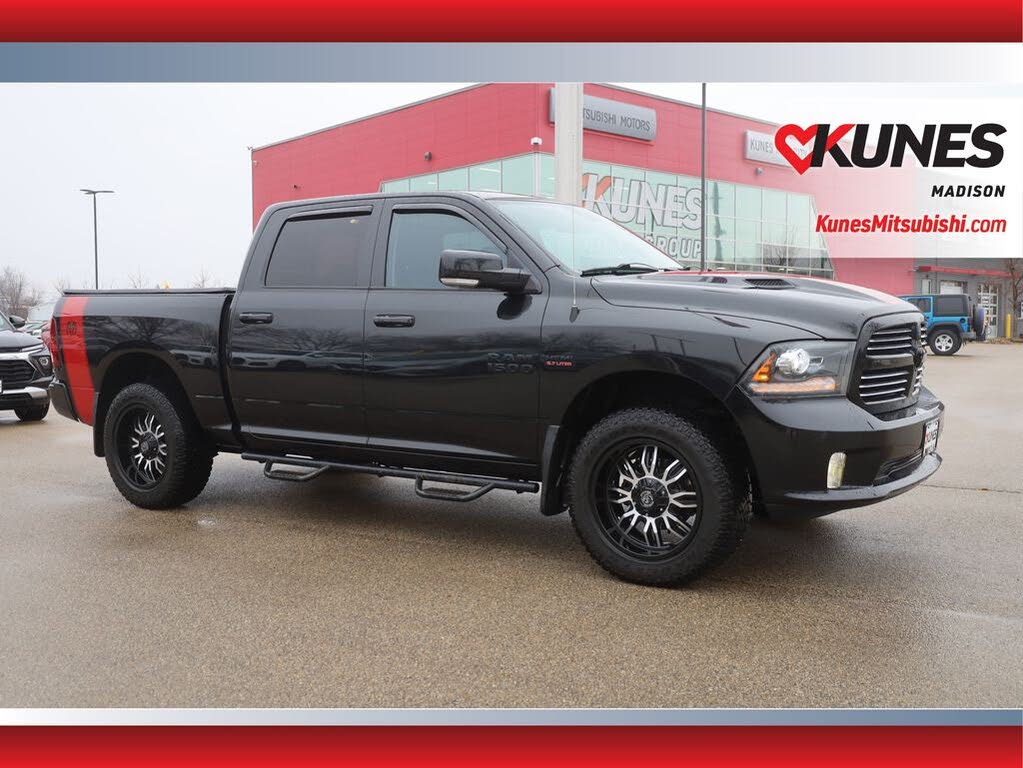 2015 RAM 1500 Sport Crew Cab 4WD