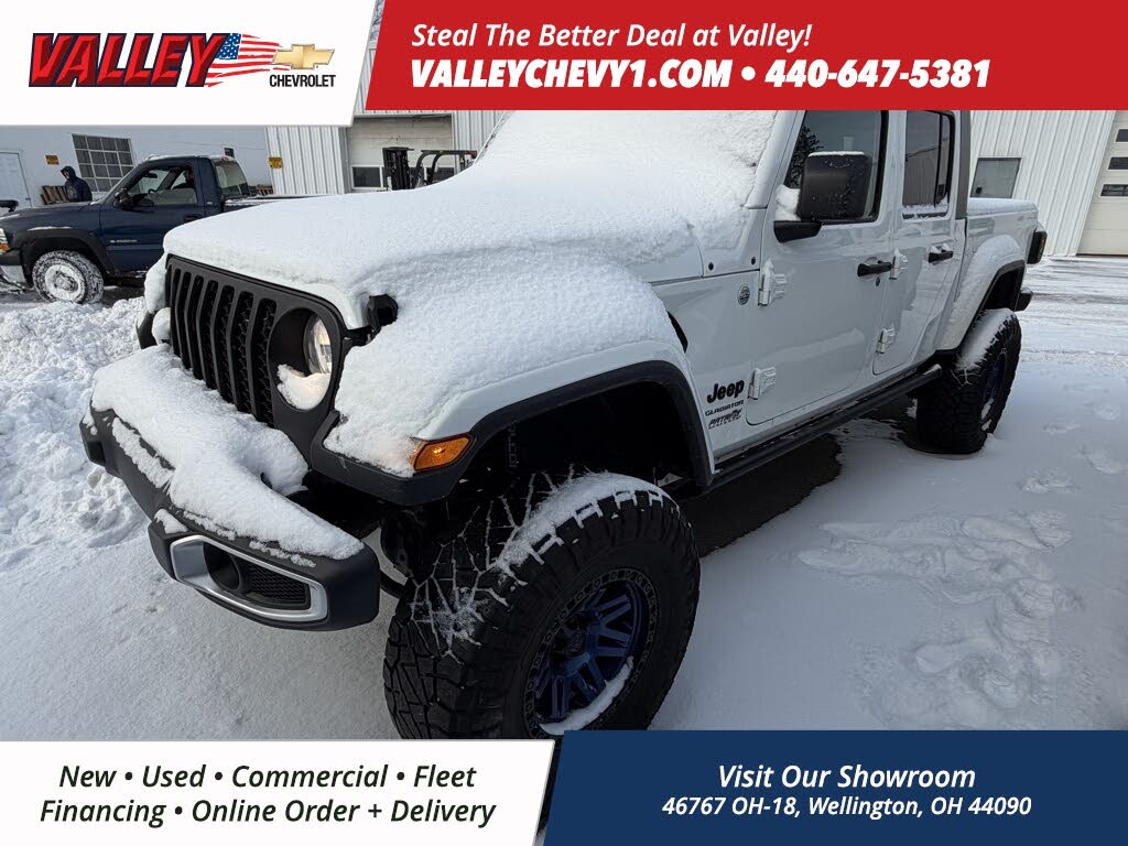 2021 Jeep Gladiator Sport Crew Cab 4WD