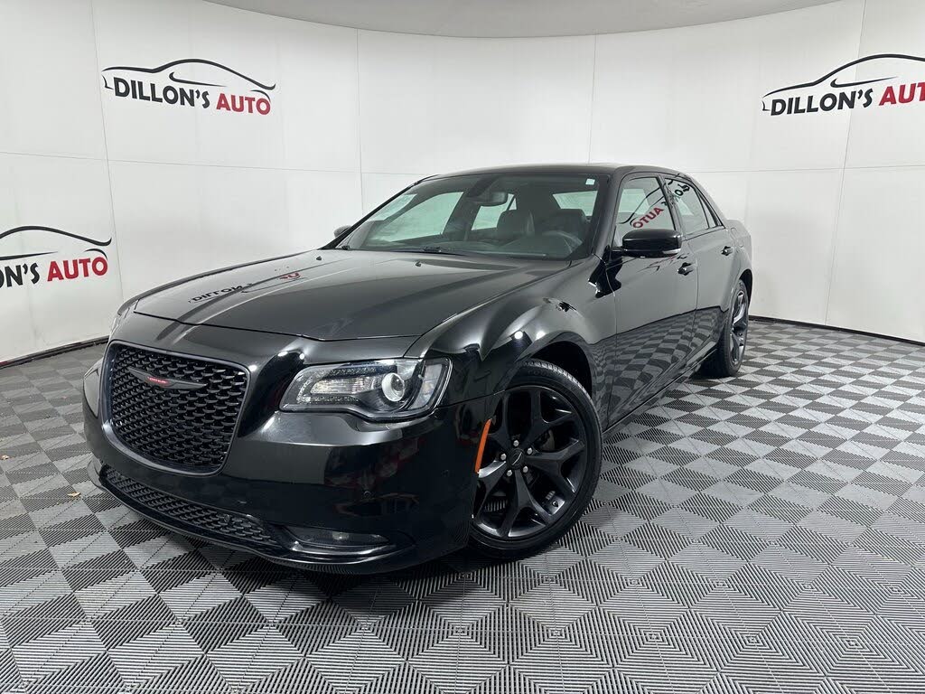 2023 Chrysler 300 S V6 RWD