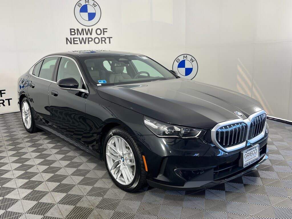 2025 BMW 5 Series 530i xDrive