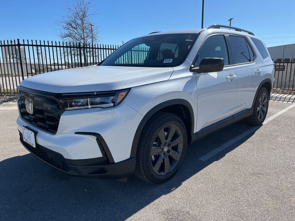 2025 Honda Pilot Sport FWD