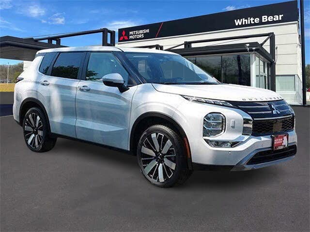 2025 Mitsubishi Outlander SE FWD