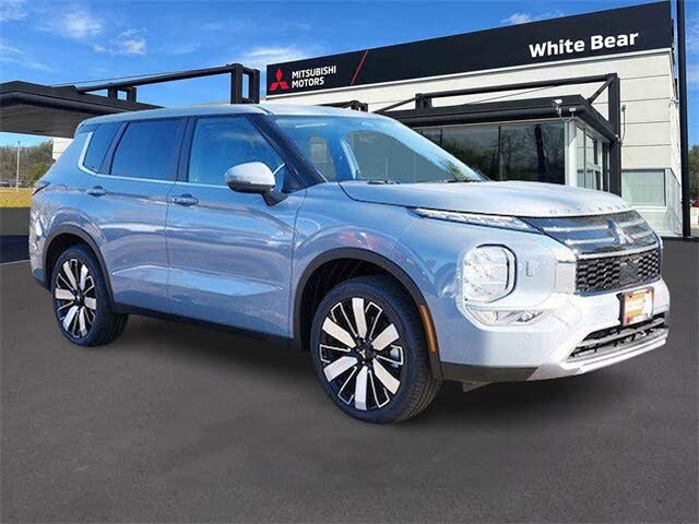 2025 Mitsubishi Outlander SE FWD