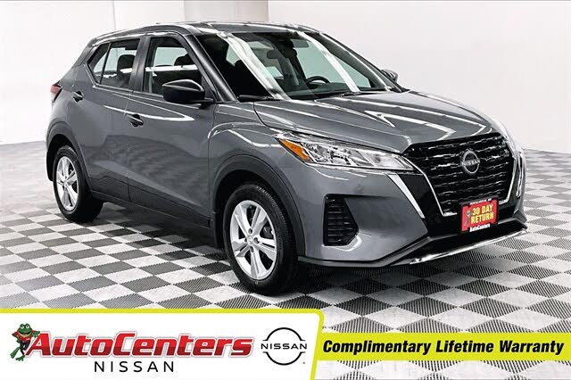 2025 Nissan Kicks Play S FWD