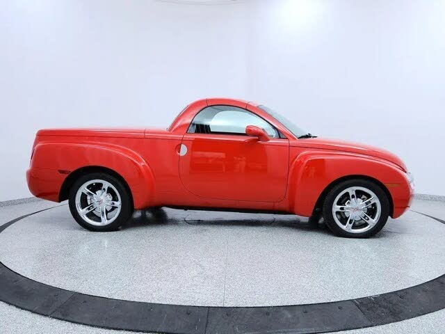 2003 Chevrolet SSR LS RWD