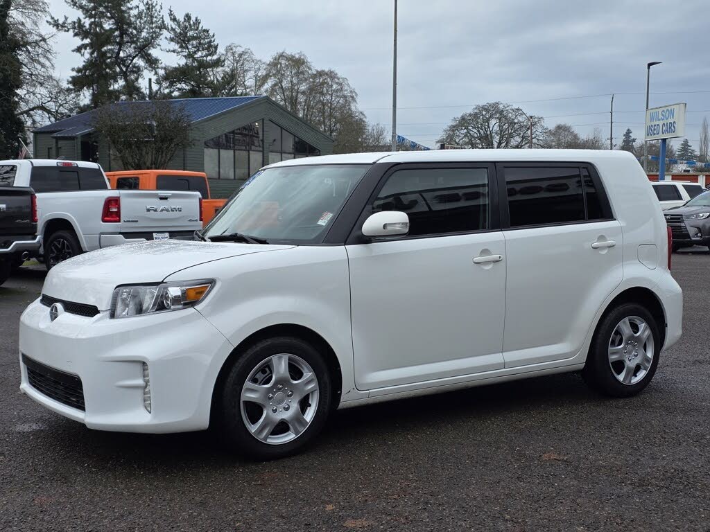 2015 Scion xB Base