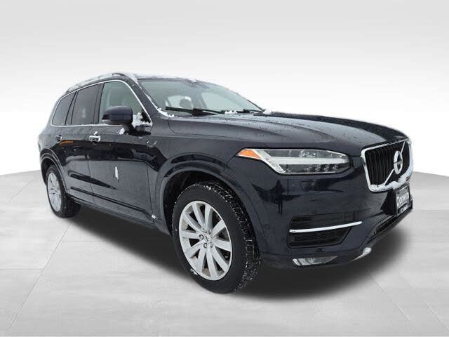 2016 Volvo XC90 T6 Momentum AWD