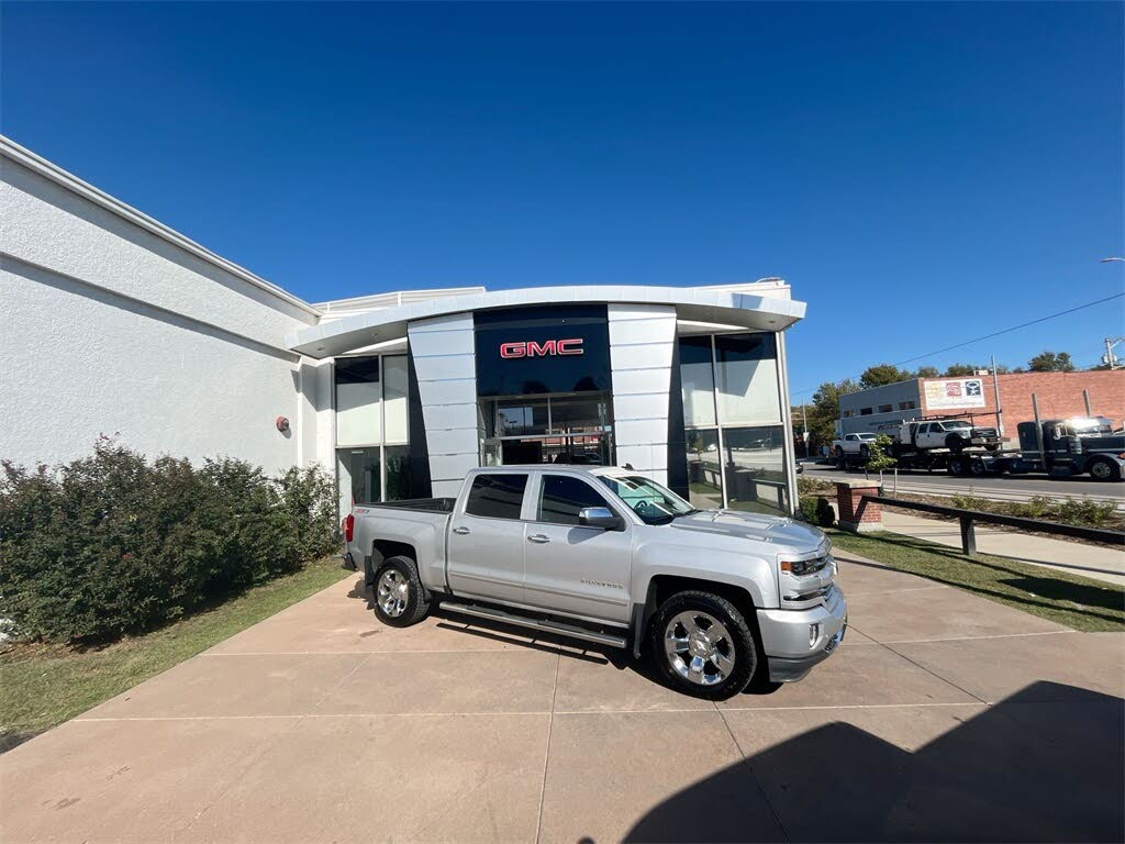 2017 Chevrolet Silverado 1500 LTZ Crew Cab 4WD