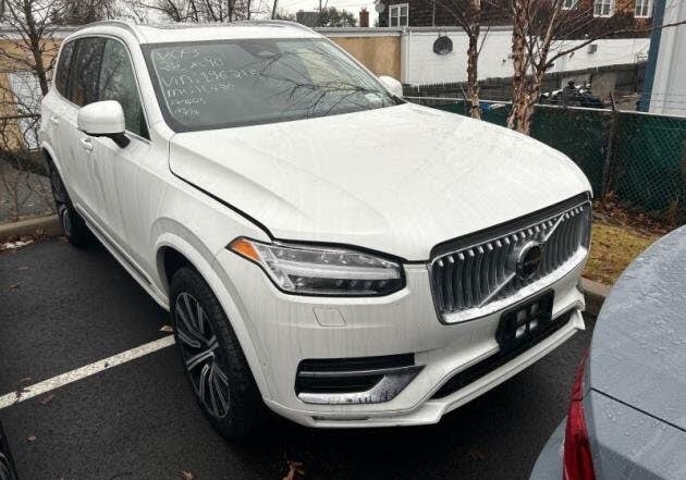 2024 Volvo XC90 B6 Plus Bright Theme 7-Passenger AWD