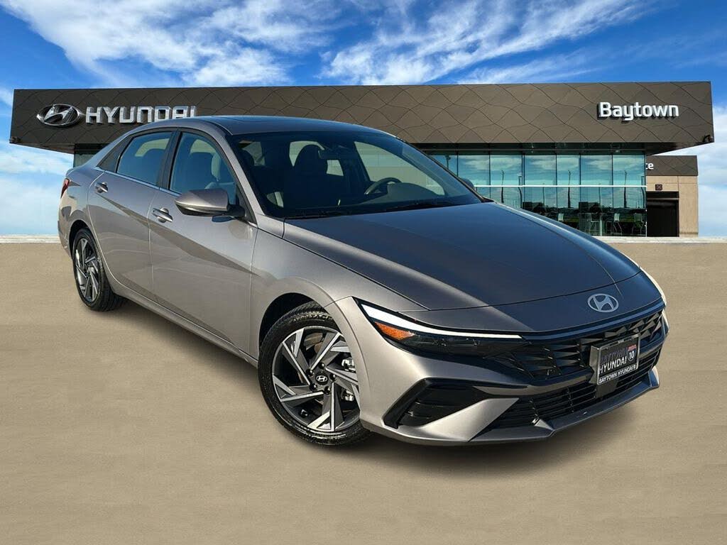 2025 Hyundai Elantra SEL Convenience FWD