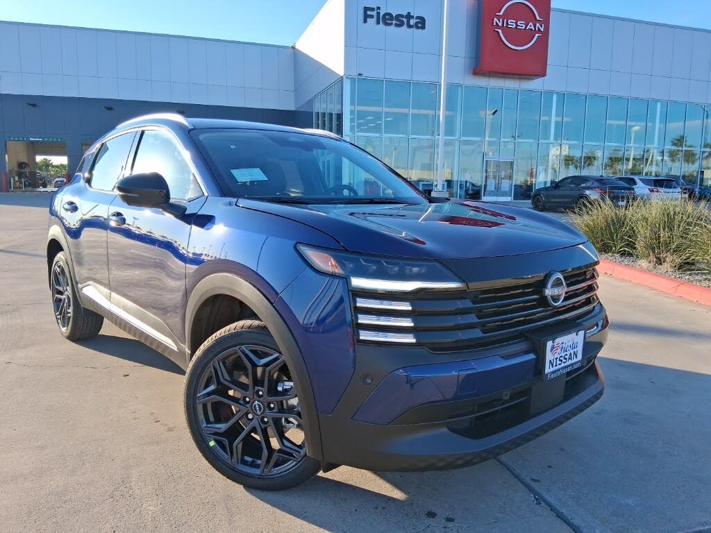 2026 Nissan Kicks SR FWD