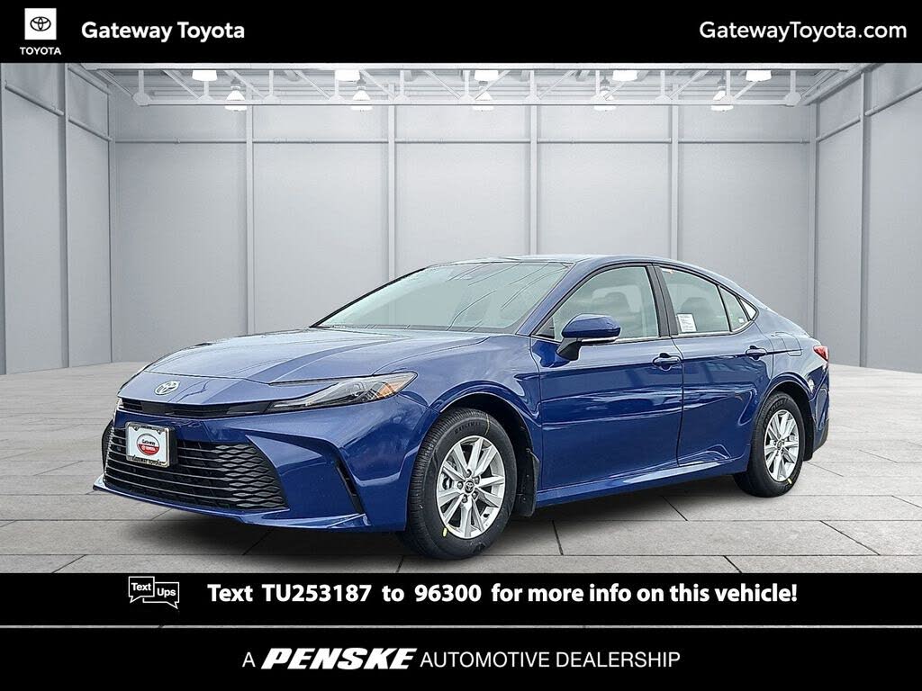 2026 Toyota Camry LE FWD