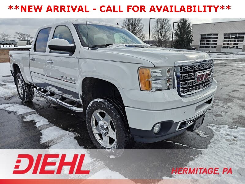 2011 GMC Sierra 2500HD Denali Crew Cab 4WD