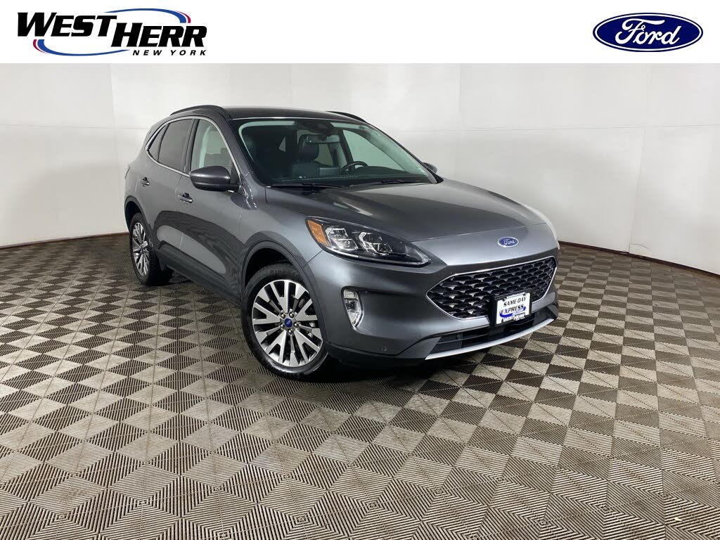 2022 Ford Escape Titanium AWD