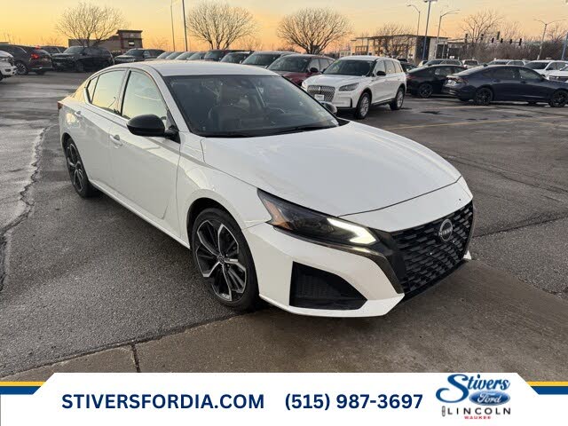 2024 Nissan Altima 2.5 SR FWD