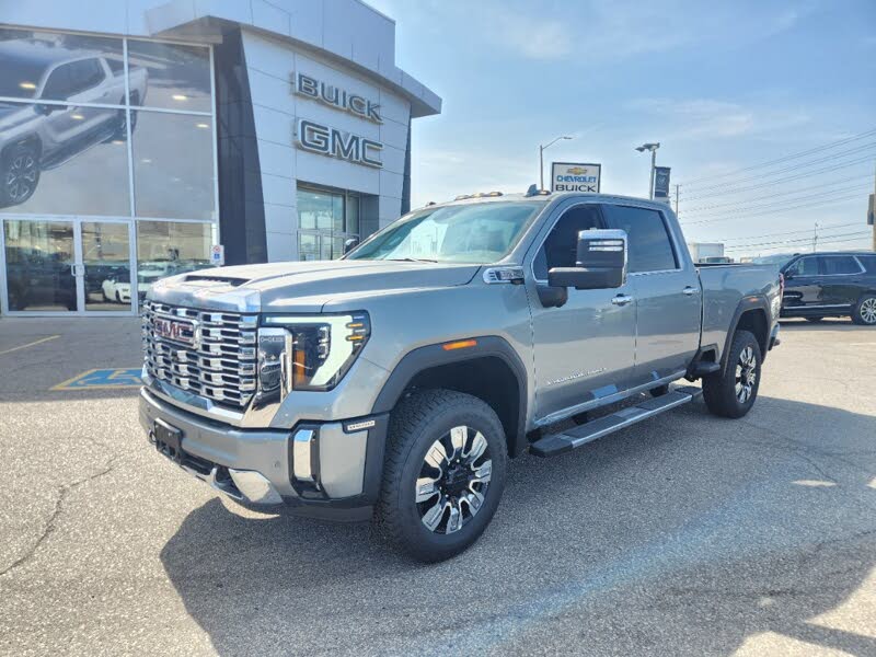 2025 GMC Sierra 3500HD Denali Crew Cab 4WD