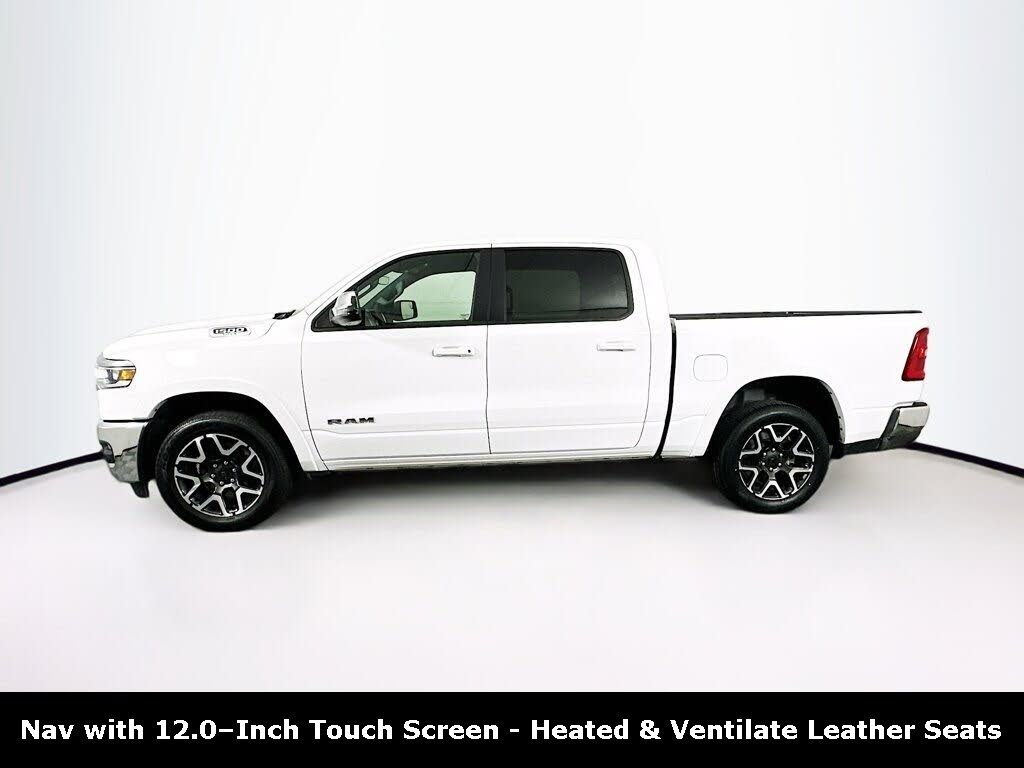 2025 RAM 1500 Laramie Crew Cab 4WD