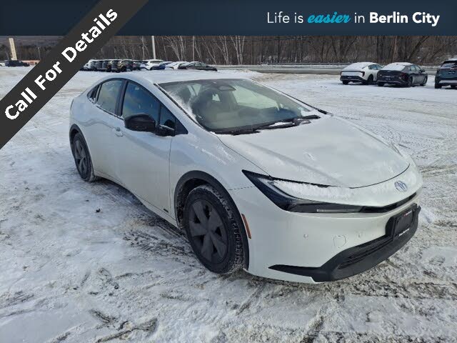 2023 Toyota Prius LE AWD