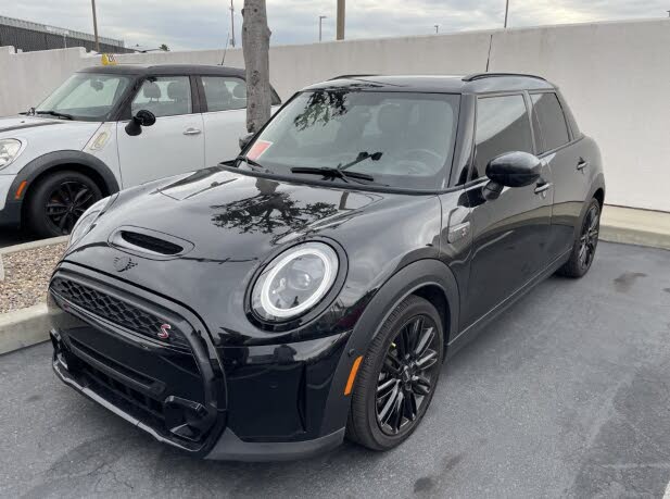 2024 MINI Cooper S 5-Door Hatchback FWD