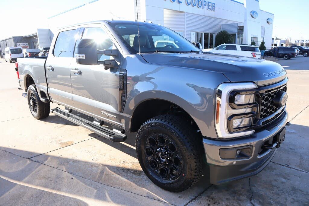 2026 Ford F-250 Super Duty Lariat Crew Cab 4WD