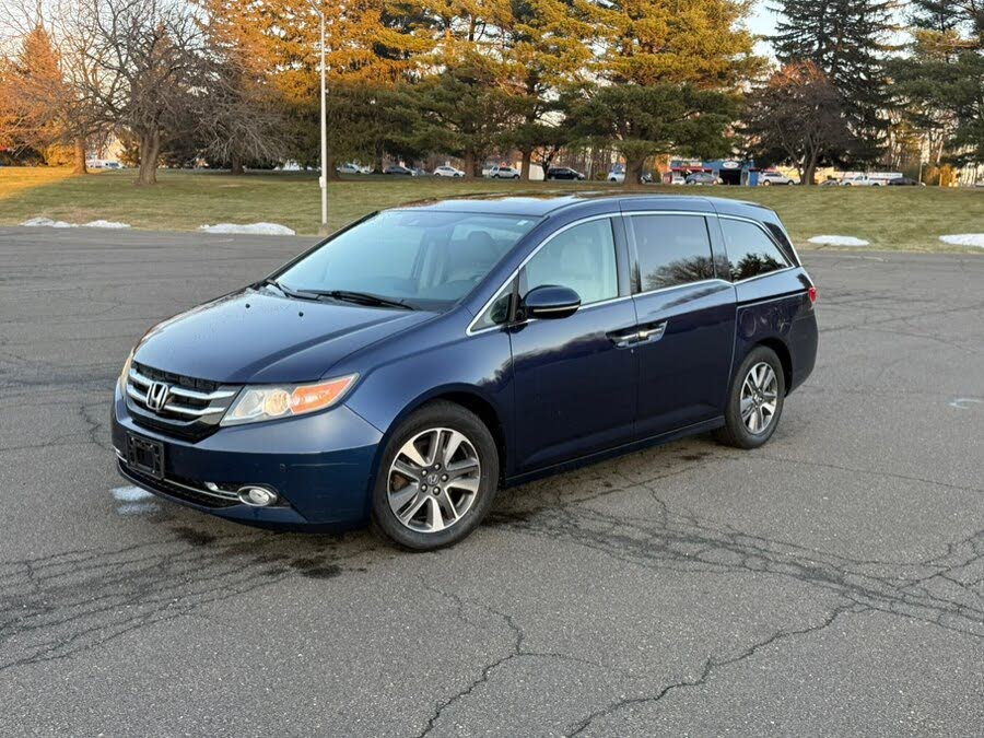 2015 Honda Odyssey Touring Elite FWD