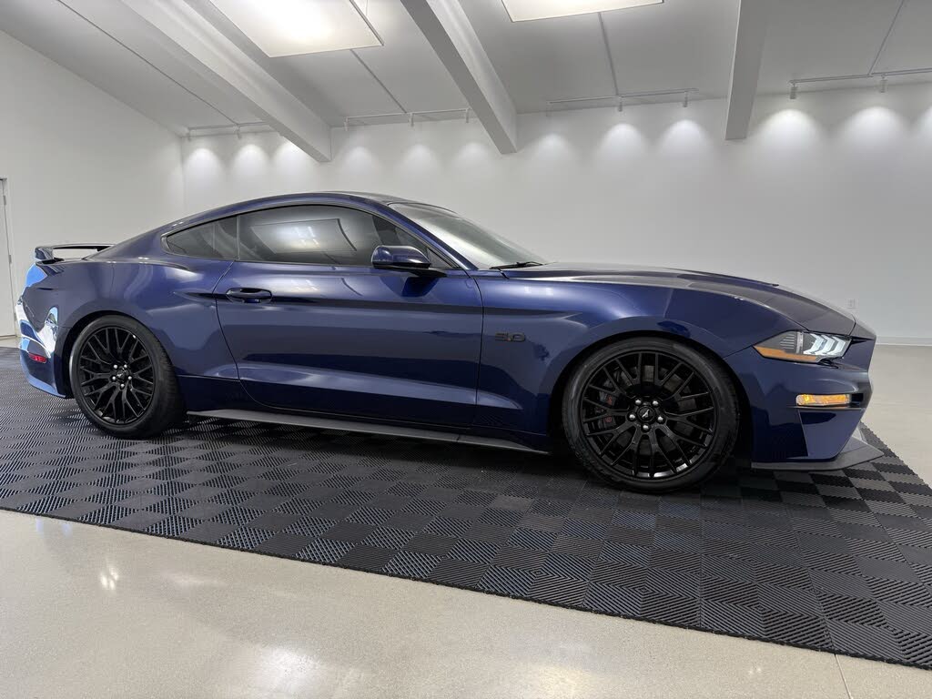 2019 Ford Mustang GT Coupe RWD