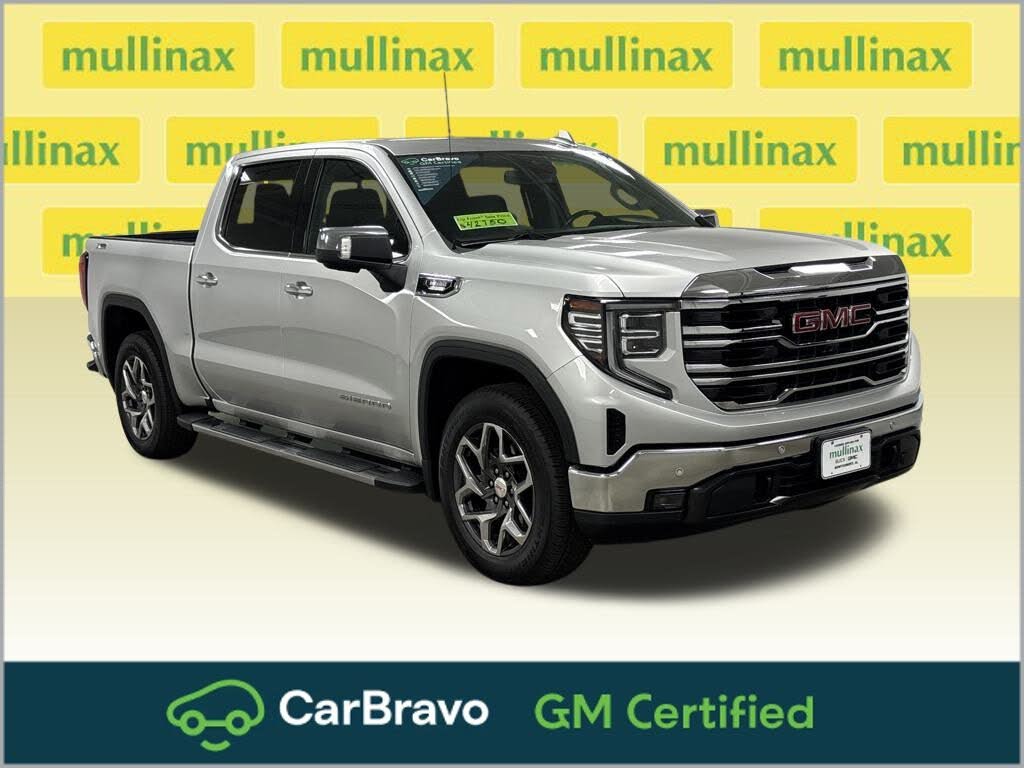 2022 GMC Sierra 1500 SLT Crew Cab 4WD