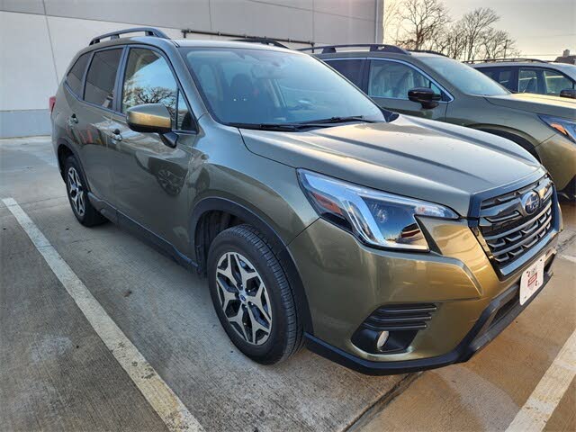 2023 Subaru Forester Premium Crossover AWD