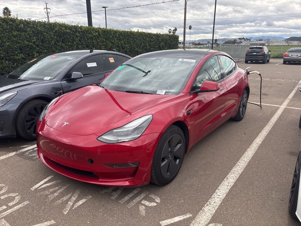 2023 Tesla Model 3 RWD