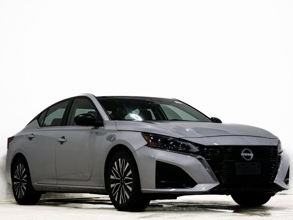 2024 Nissan Altima 2.5 SV FWD