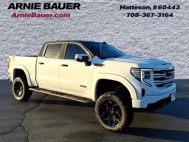 2025 GMC Sierra 1500 SLT Crew Cab 4WD