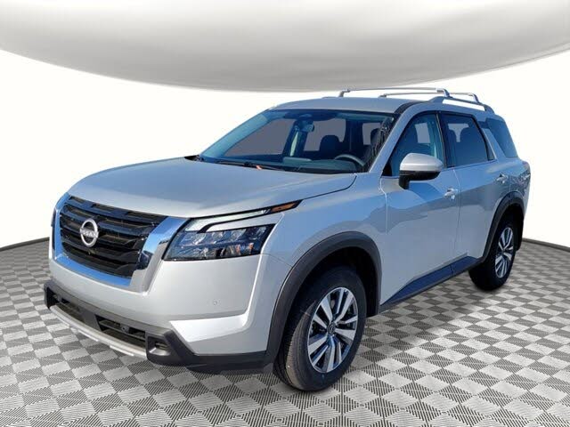 2025 Nissan Pathfinder SL FWD