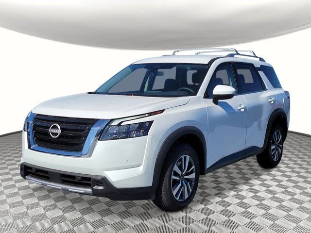 2025 Nissan Pathfinder SL FWD