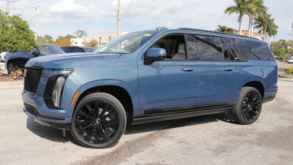 2026 Cadillac Escalade ESV Platinum Sport 4WD