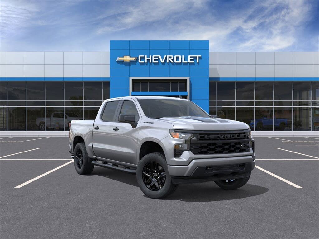 2026 Chevrolet Silverado 1500 Custom Crew Cab 4WD